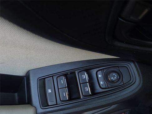 Used 2023 Subaru Impreza 2.0i AWD/4WD image 14