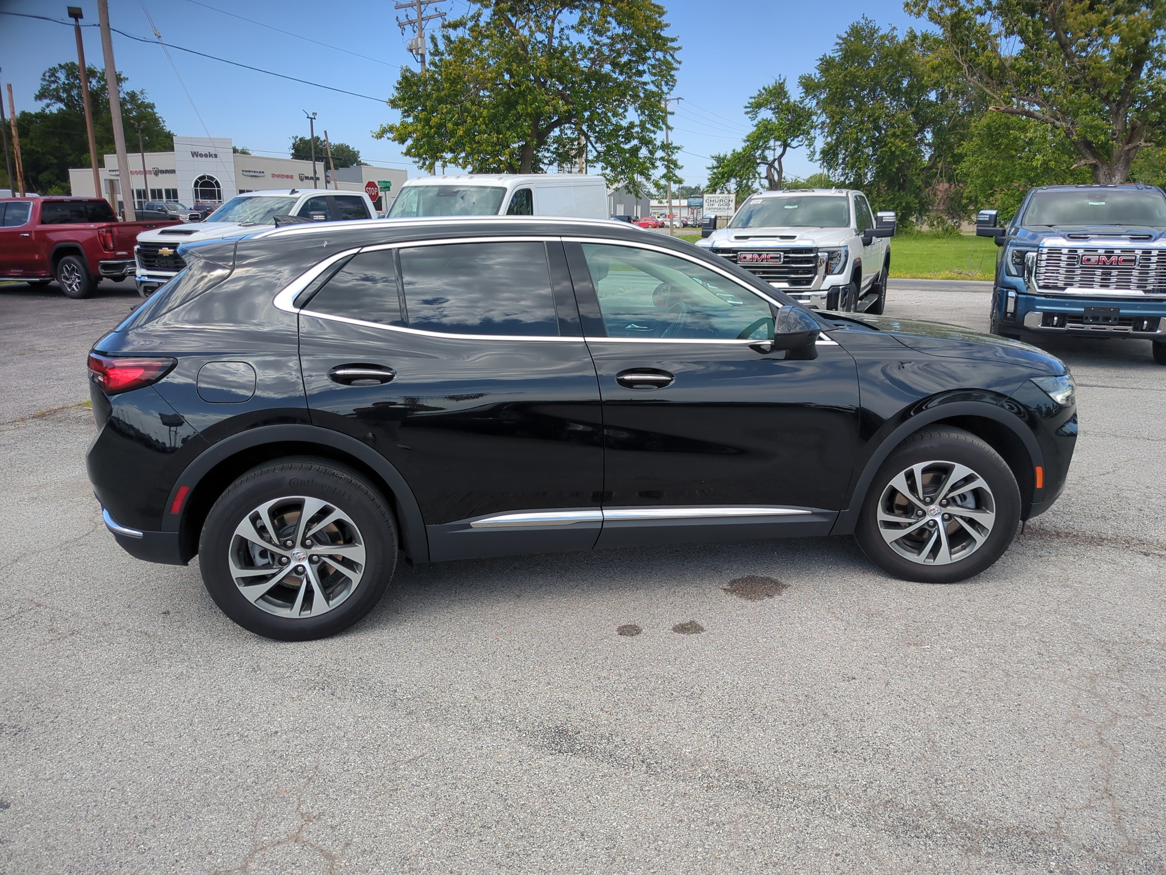 Used 2022 Buick Envision Essence w/ Safety Package FWD image 11
