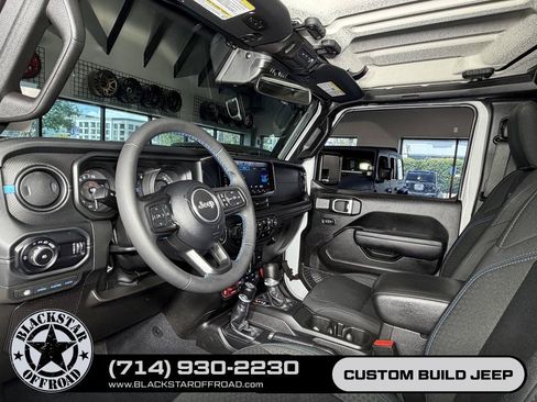 Used 2024 Jeep Wrangler Unlimited Rubicon 4xe AWD/4WD image 17