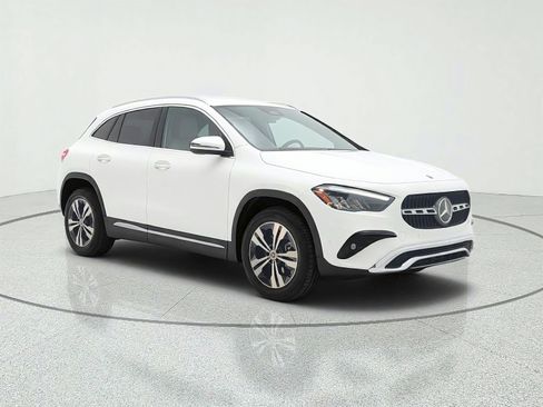 Used 2024 Mercedes-Benz GLA 250 image 3