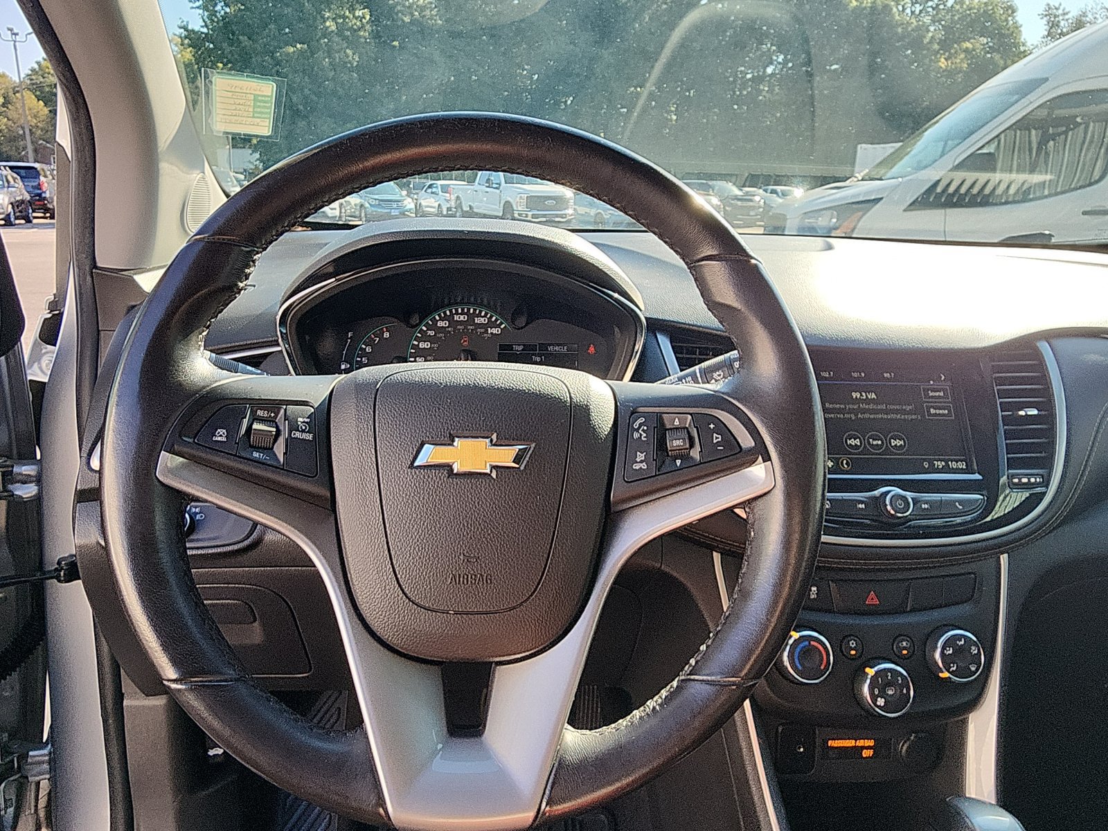 Used 2019 Chevrolet Trax LT w/ LT Convenience Package FWD image 15