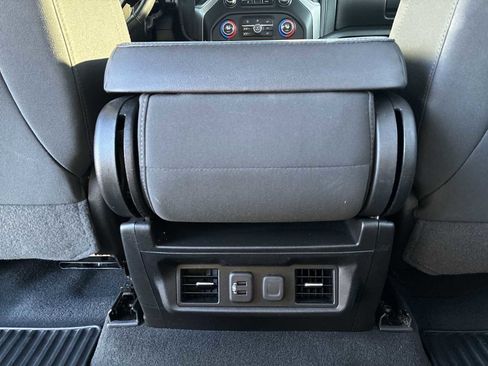 Used 2022 Chevrolet Silverado 1500 LT image 20