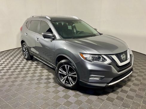 Used 2020 Nissan Rogue SV w/ Sun & Sound Touring Package AWD/4WD image 7