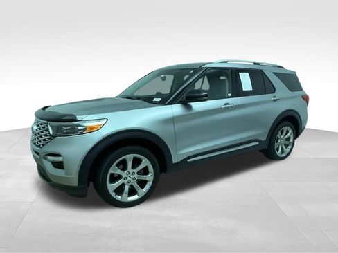 Used 2020 Ford Explorer Platinum AWD/4WD image 4