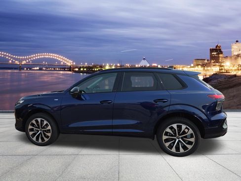 New 2026 Audi Q3 quattro 2.0T AWD/4WD image 3