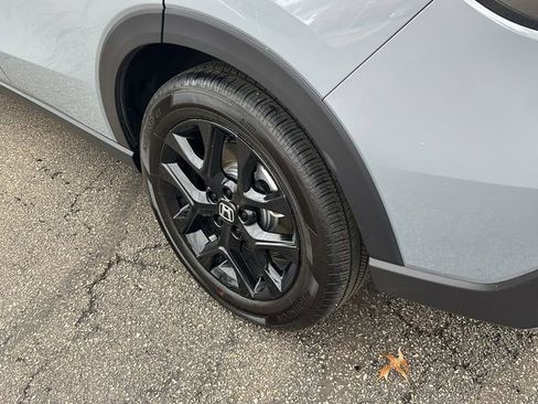 Used 2024 Honda HR-V Sport image 9