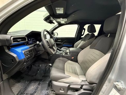 Used 2025 Toyota Tacoma TRD Off-Road image 26