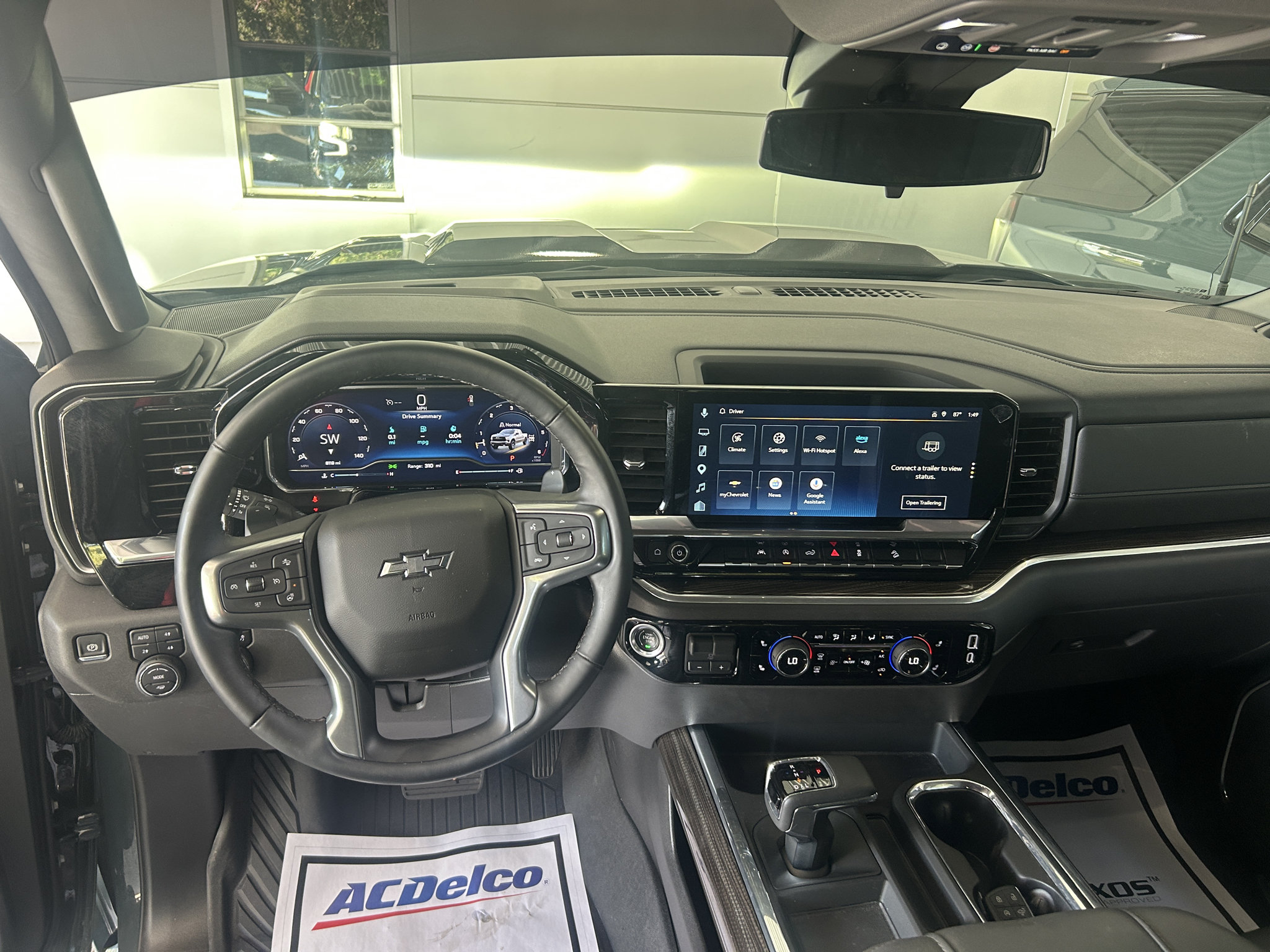 Used 2025 Chevrolet Silverado 1500 LT Trail Boss w/ Convenience Package II AWD/4WD image 14