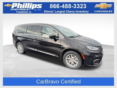 Used 2024 Chrysler Pacifica Touring-L
