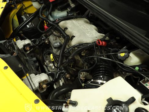 Used 2003 Pontiac Aztek 2WD w/ 1SB Equipment Group image 31