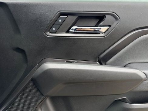 Used 2024 Chevrolet Colorado LT w/ LT Convenience Package II RWD image 19
