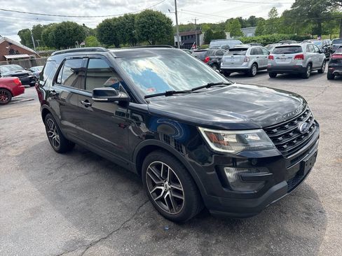 Used 2016 Ford Explorer Sport w/ Equipment Group 401A image 5