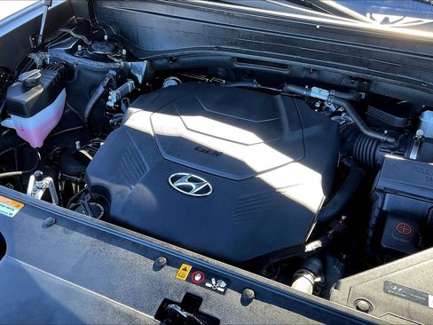 Used 2023 Hyundai Palisade Limited w/ Cargo Package image 32