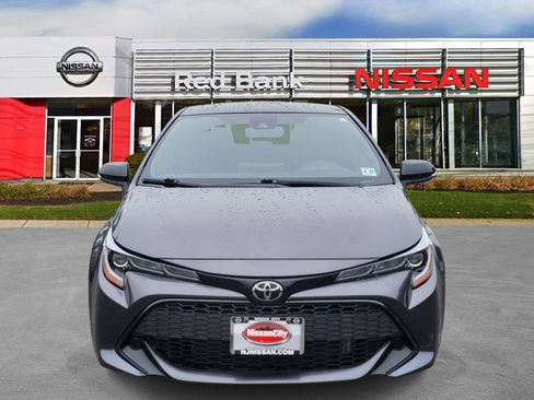 Used 2022 Toyota Corolla SE w/ SE Preferred Package FWD image 2