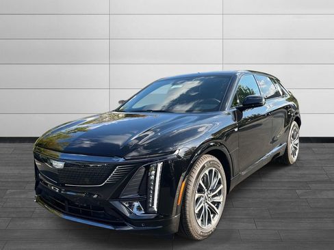 New 2026 Cadillac Lyriq Sport image 1