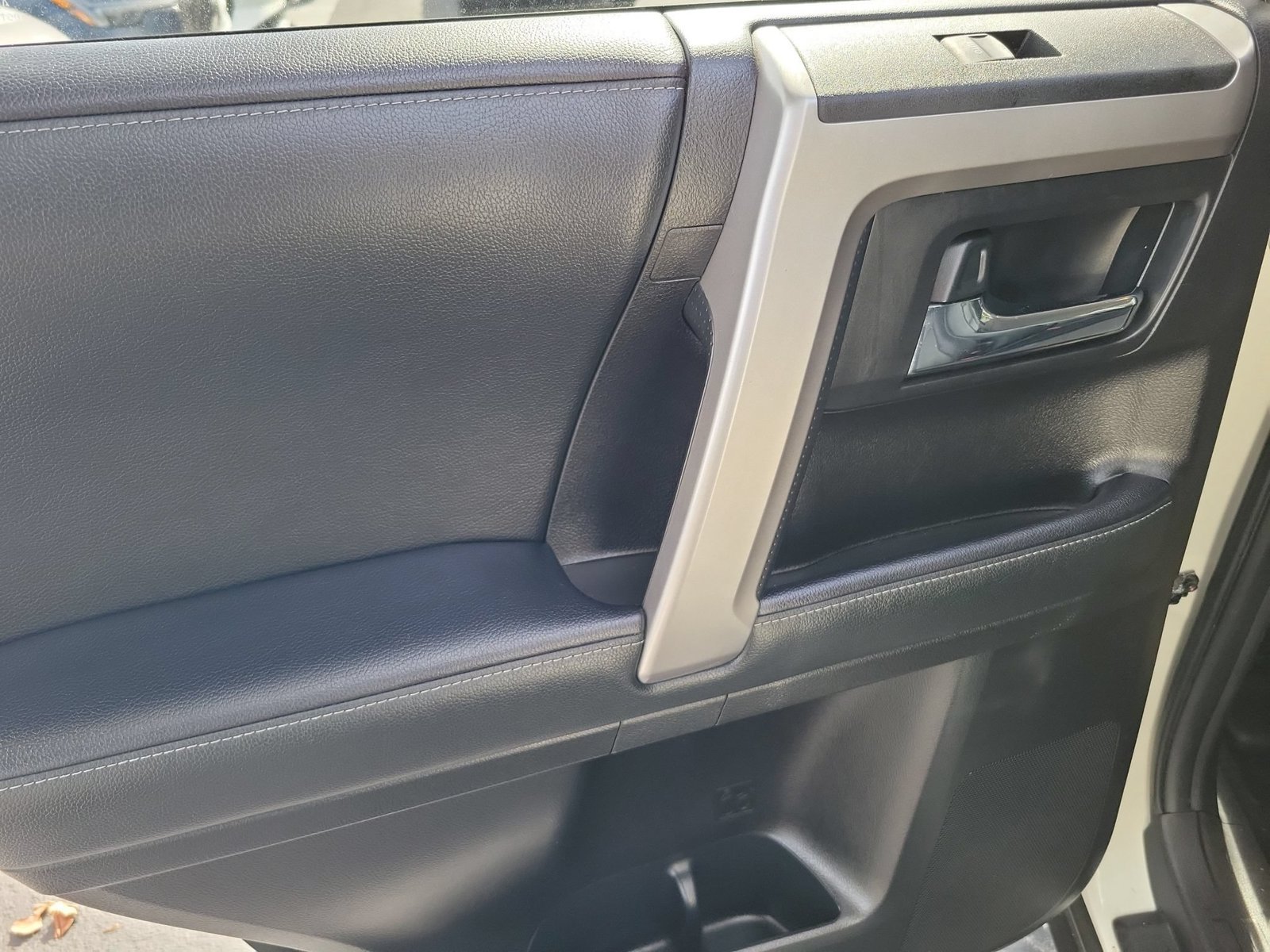 Used 2021 Toyota 4Runner SR5 Premium AWD/4WD image 12
