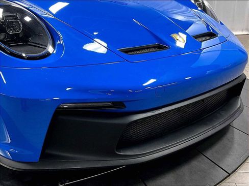 Used 2022 Porsche 911 GT3 image 32