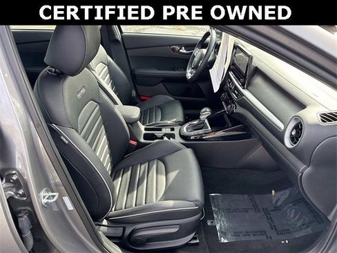 Used 2024 Kia Forte GT-Line w/ GT-Line Premium Package image 9