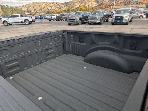 Used 2019 Ford F150 Lariat w/ Equipment Group 502A Luxury image 10