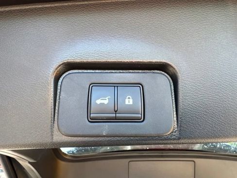 Used 2023 Nissan Rogue SL w/ SL Premium Package AWD/4WD image 21