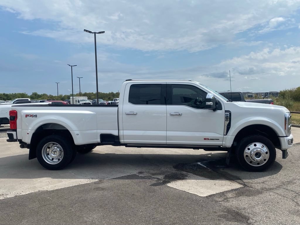Used 2024 Ford F450 Platinum w/ FX4 Off-Road Package AWD/4WD image 6