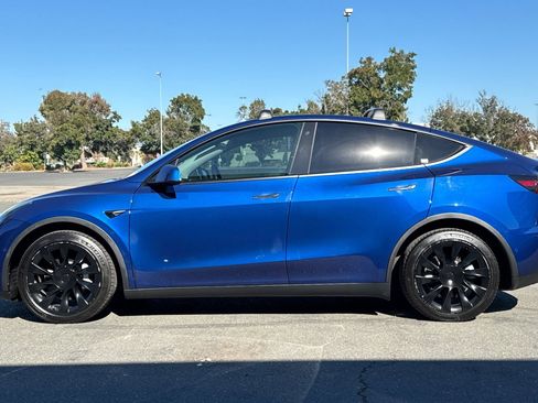 Used 2020 Tesla Model Y Long Range image 6