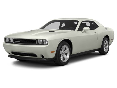 Used 2013 Dodge Challenger SXT Plus RWD image 1