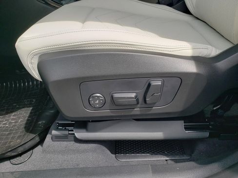New 2026 BMW X1 xDrive28i AWD/4WD image 9