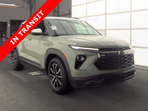 Used 2024 Chevrolet TrailBlazer ACTIV w/ Convenience Package FWD image 5