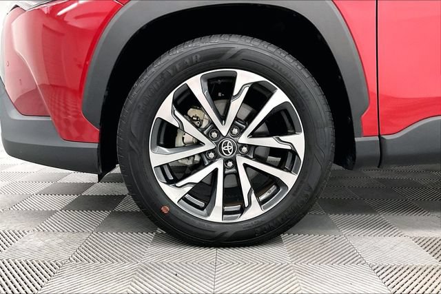 Used 2023 Toyota Corolla Cross XLE FWD image 10