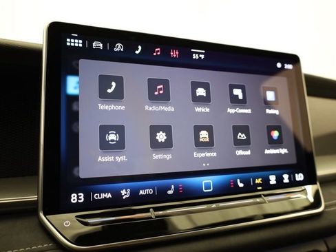 New 2026 Volkswagen Tiguan SE R-Line image 17