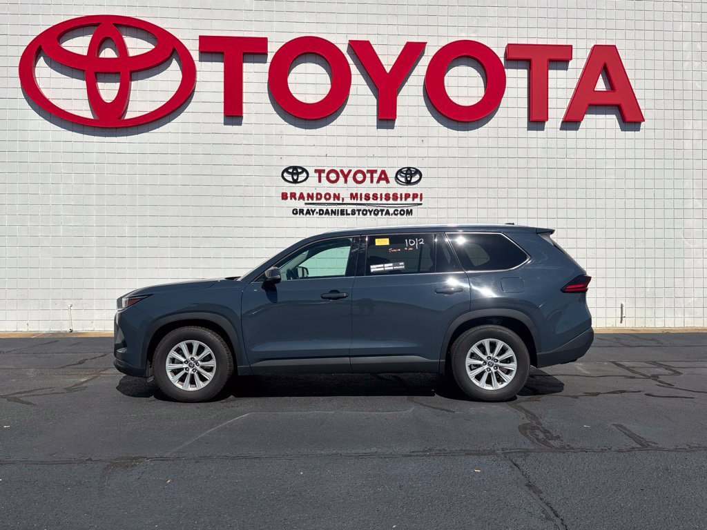 Used 2025 Toyota Grand Highlander FWD image 5