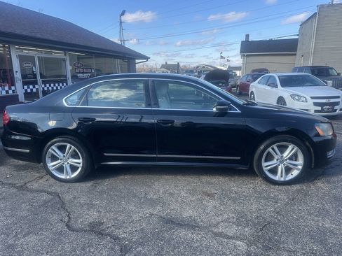 Used 2014 Volkswagen Passat TDI SE image 9