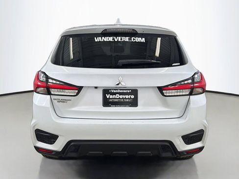 Used 2023 Mitsubishi Outlander Sport AWD image 9