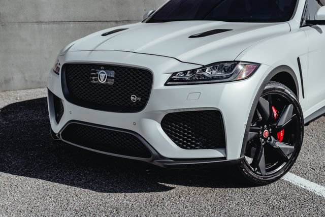 Used 2020 Jaguar F-PACE SVR AWD/4WD image 25