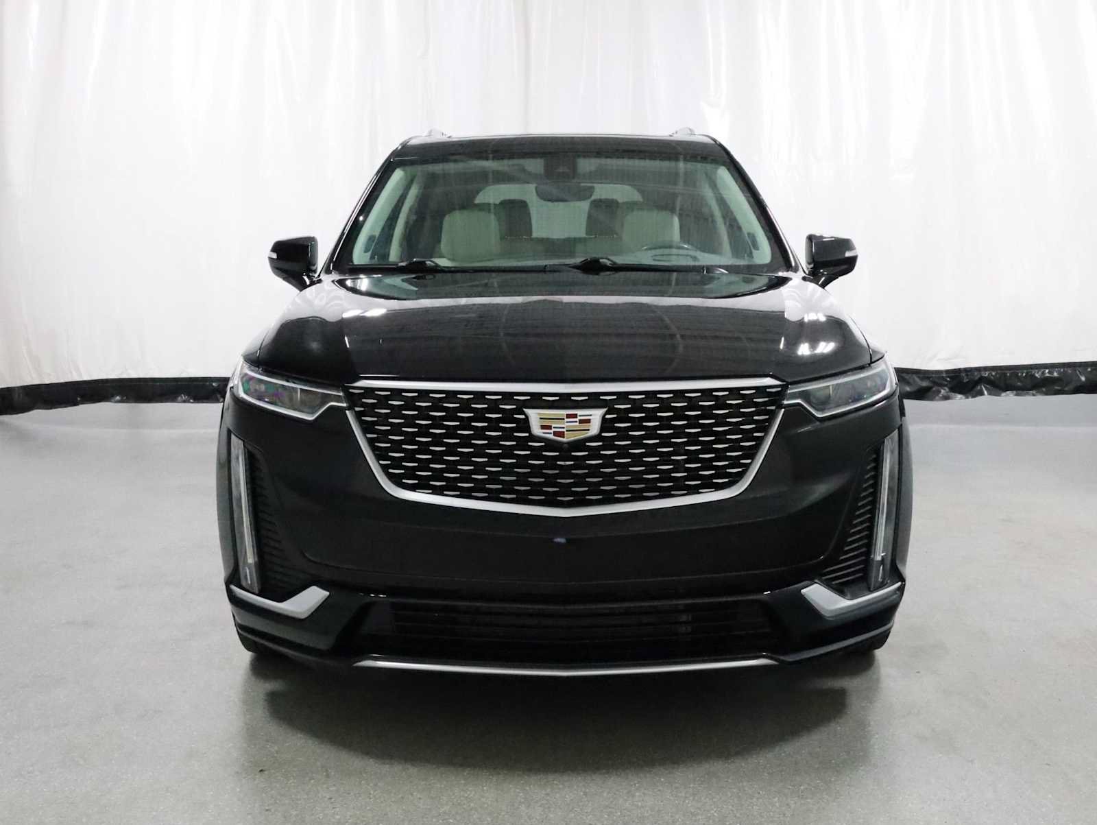 Used 2020 Cadillac XT6 Premium Luxury AWD/4WD image 14