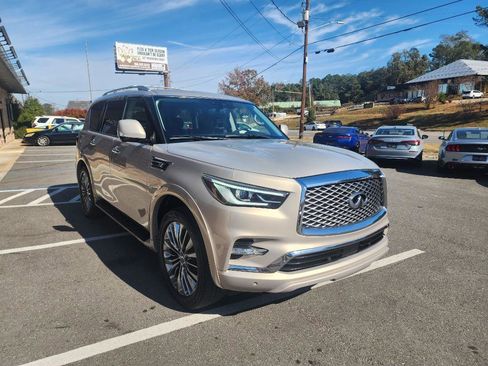 Used 2019 INFINITI QX80 Luxe w/ 22" Wheel Package image 7
