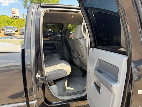 Used 2007 Dodge Ram 1500 Truck SLT RWD image 14