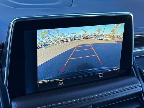 Used 2024 Chevrolet Suburban LT image 29