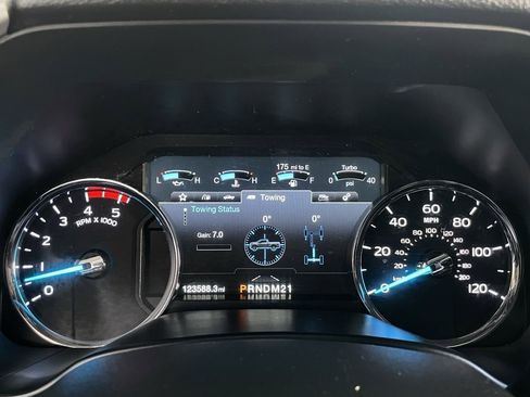 Used 2017 Ford F350 Lariat w/ Lariat Ultimate Package image 37