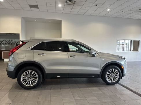 Certified 2025 Cadillac XT4 Premium Luxury w/ Cold Weather Package FWD image 7