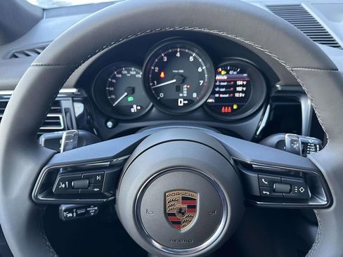 Used 2026 Porsche Macan AWD/4WD image 20