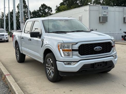 Used 2022 Ford F150 XL w/ STX Appearance Package AWD/4WD image 4