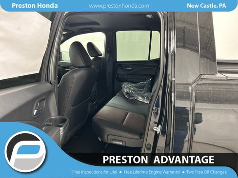 New 2026 Honda Ridgeline Black Edition image 9