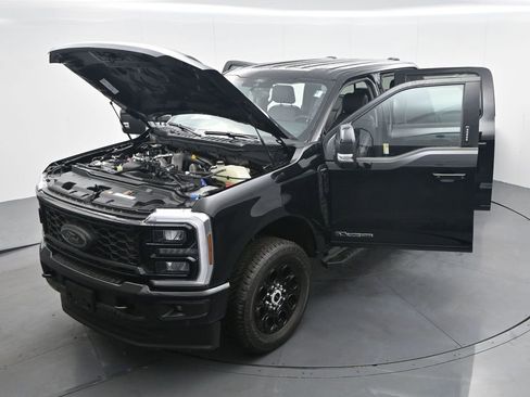 New 2026 Ford F350 Lariat w/ Black Appearance Package image 35