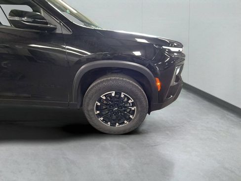 Used 2025 Chevrolet Traverse Z71 AWD/4WD image 49