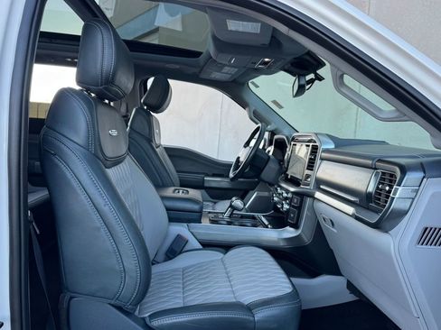 Used 2023 Ford F150 Limited image 23