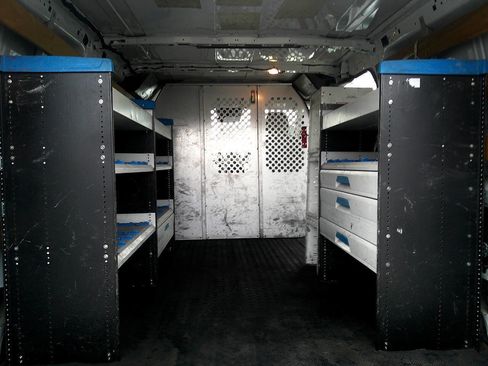 Used 2016 Ford Transit 250 130 Low Roof w/ Exterior Upgrade Package image 9