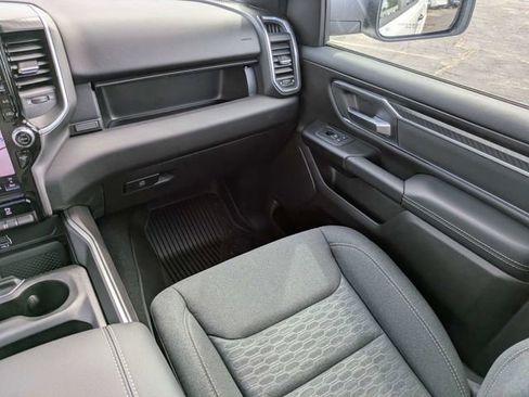 New 2026 RAM 1500 Big Horn AWD/4WD image 17