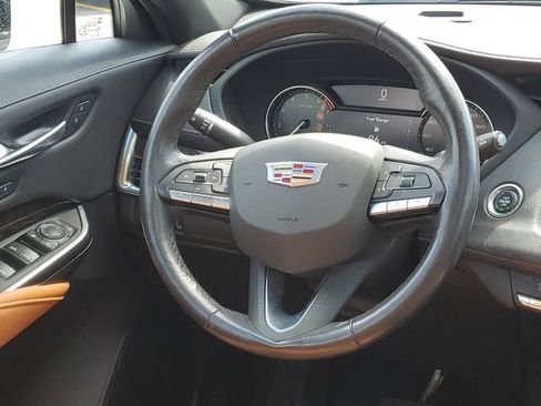 Certified 2023 Cadillac XT4 Premium Luxury FWD image 14